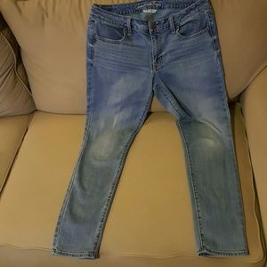 RePosh..American Eagle Outfitters Jegging.