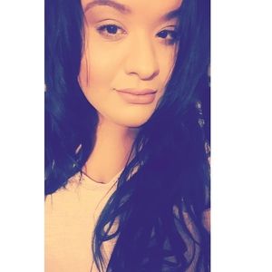 Meet your Posher, Vanessa