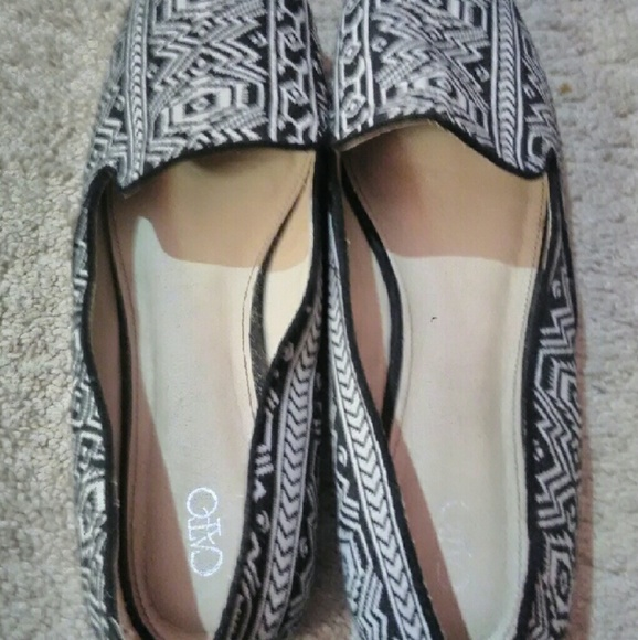 Printed loafer shoes