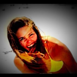 Meet your Posher, Marissa