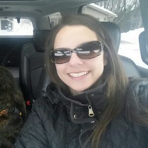 Meet your Posher, Roxanne