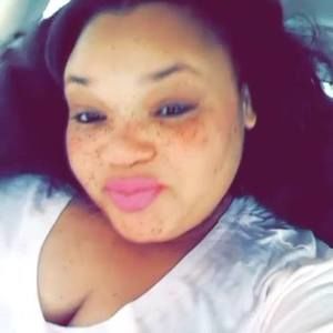 Meet your Posher, Tierra