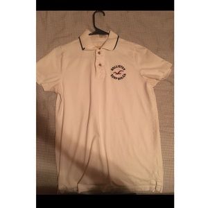 Men's White collared hollister shirt!