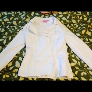 Elegant white jacket