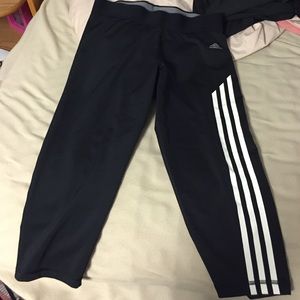 Black adidas women's tech fit capri size medium