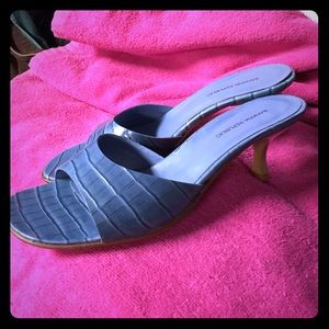 New Banana Republic Sandal heels size 7 baby blue