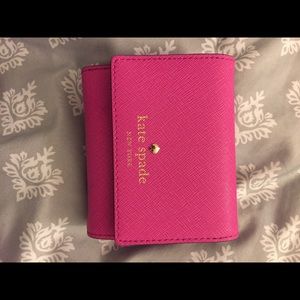 Small Kate Spade wallet