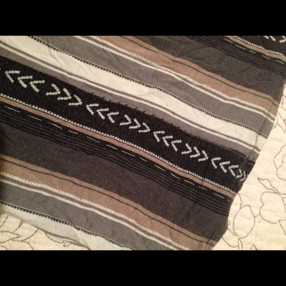 Tribal wide leg gaucho pants - Picture 3 of 4