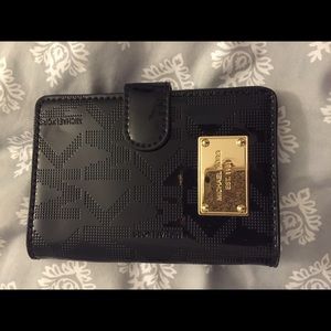 Small Michael Kors wallet