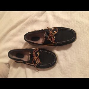 Cheetah/black sperry