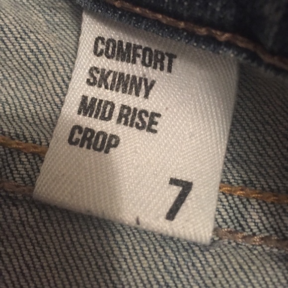 Jeans - Picture 2 of 3