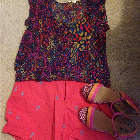 Short - Picture 2 of 2