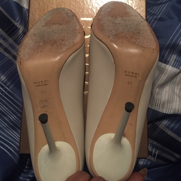 Authentic Gucci OpenToe Pumps - Picture 3 of 4