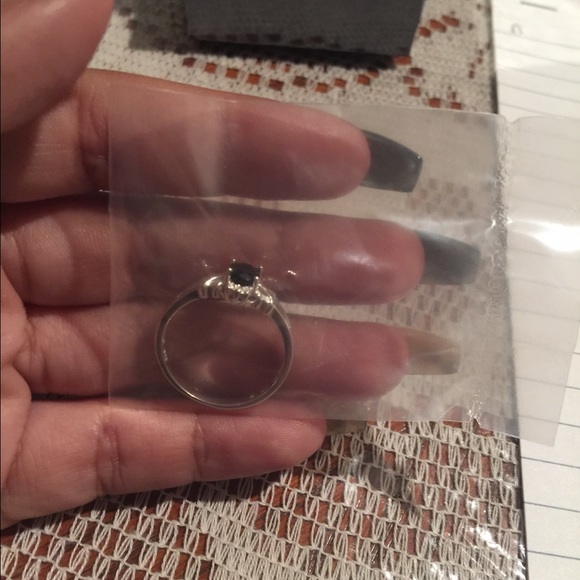 Sterling silver black onyx ring size 9 brand new