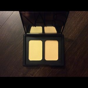 NARS Hungry Heart Highlighter Duo
