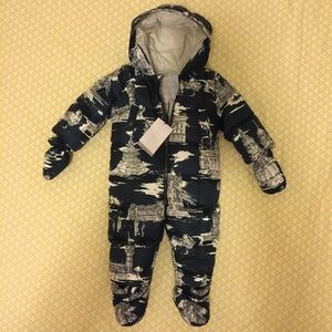 NEW 🆕 Burberry 'Skylar' Quilted Down Snowsuit