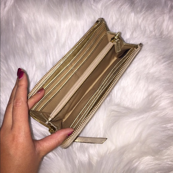 Coach Wallet - Picture 3 of 3