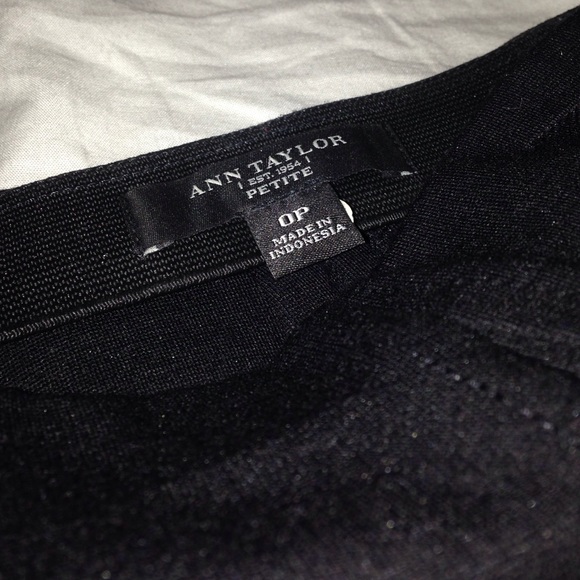 Ann Taylor ponte pencil skirt