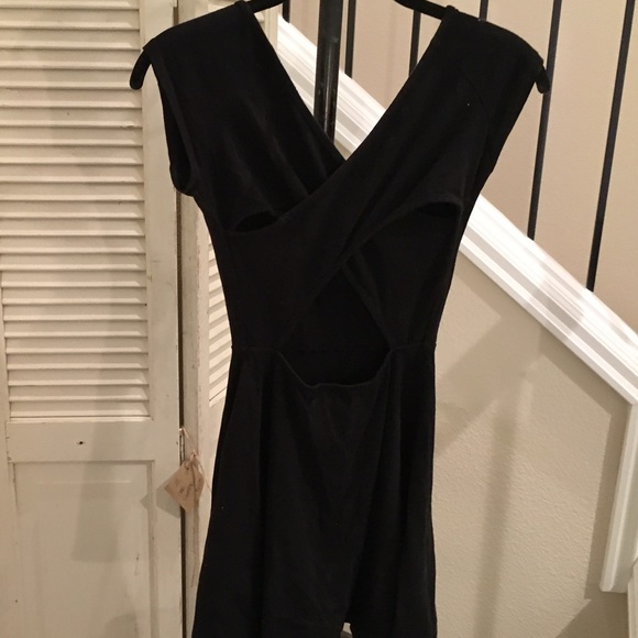 LA Hearts | black cross-back dress - Picture 3 of 4