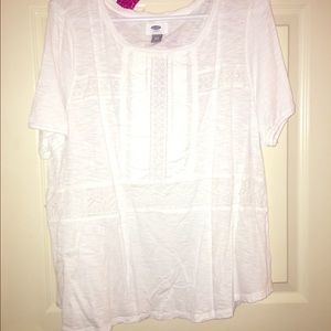 White shirt with cute embroidery