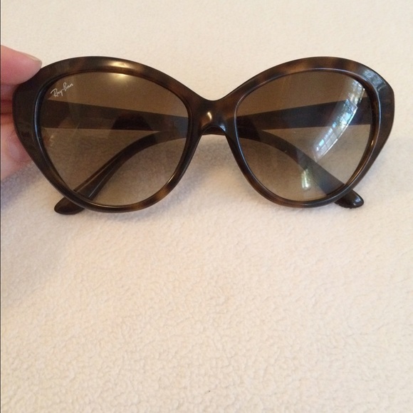 Vintage Ray Ban cat eye sunglasses main image 4