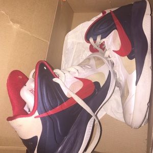Nike Hyperfuse basketball shoes
