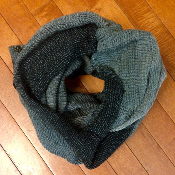 Ombré black to grey lightweight circle scarf
