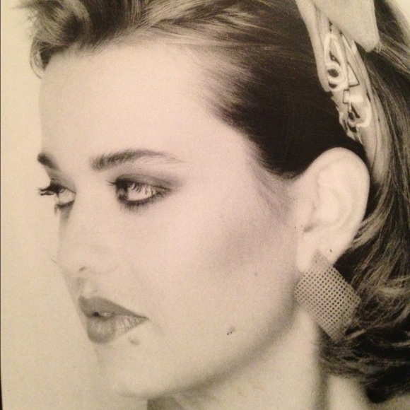 Meet your Posher, Jana - Picture 4 of 6