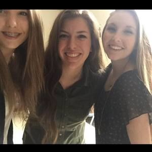 Meet your Posher, Olivia