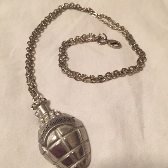 Metal Mulisha Granade Necklace