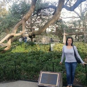 Meet your Posher, Amarilys