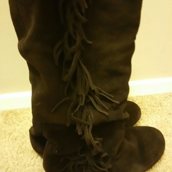 Boots - Picture 2 of 2