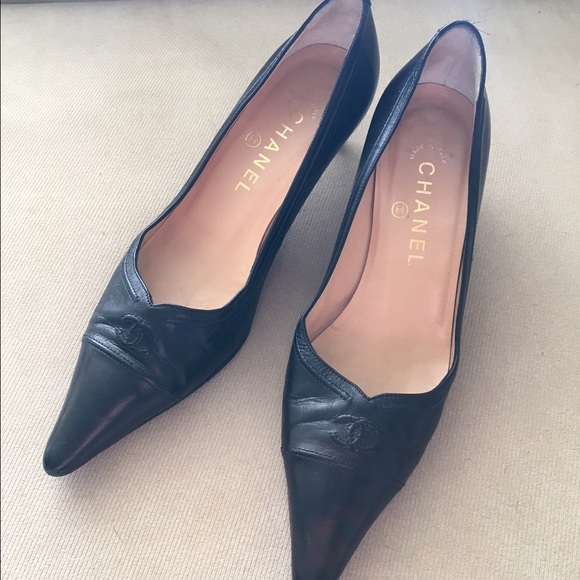 Authentic Chanel kitten heel pumps