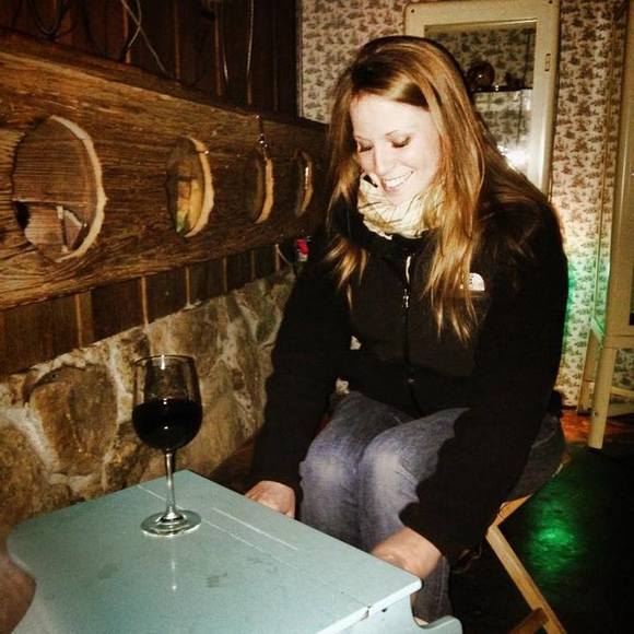 Meet your Posher, Caroline