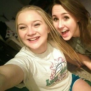 Meet your Posher, Whitney