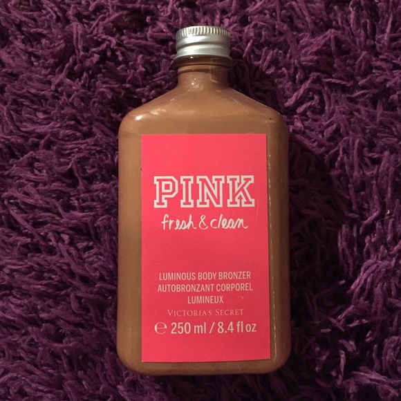 VS PINK Luminous Body Bronzer