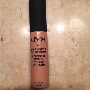 NYX soft matte lip cream