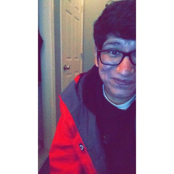 Meet your Posher, Julio