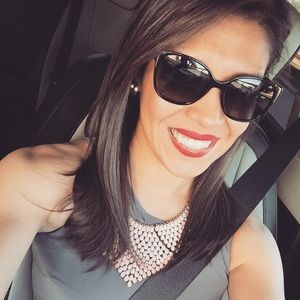 Meet your Posher, Cynthia