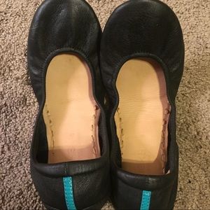 Black Tieks