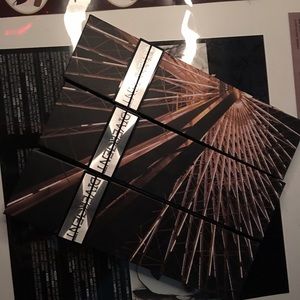 Divergent set of eyeshadows!