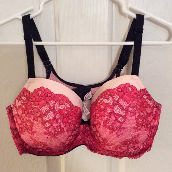 Victoria's Secret Bra.                  💥SOLD💥