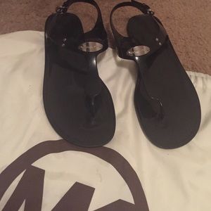 Like new mk sandals