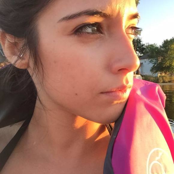 Meet your Posher, Liana