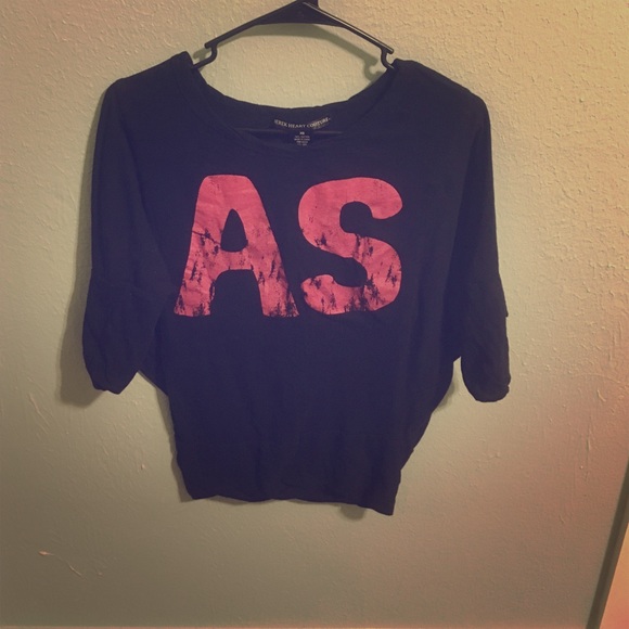 Black shirt "as if"