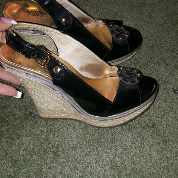 Michael Kors Black, Gold & Tan Wedges - Picture 2 of 4