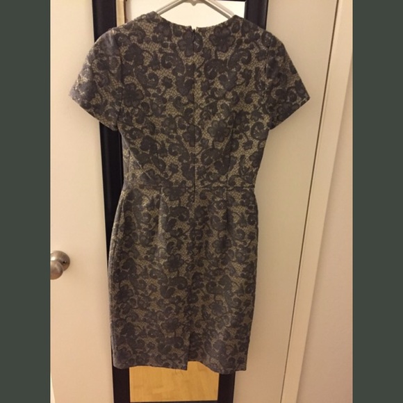 Classic Banana Republic Dress - Picture 2 of 3
