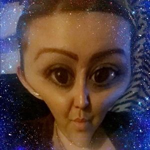 Meet your Posher, Liliana