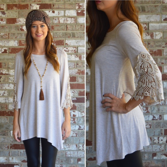 Boutique In Angel Fields Cream Lace Arm Tunic Top - Picture 2 of 3
