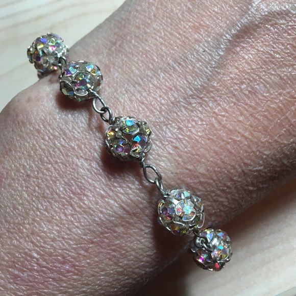 2 piece Swarovski Crystal Jewelry Set - Picture 3 of 4